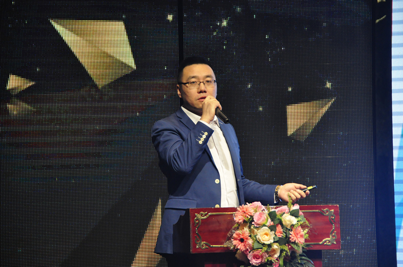 西安銀光環(huán)?？萍挤?wù)有限公司總經(jīng)理蘭鵬