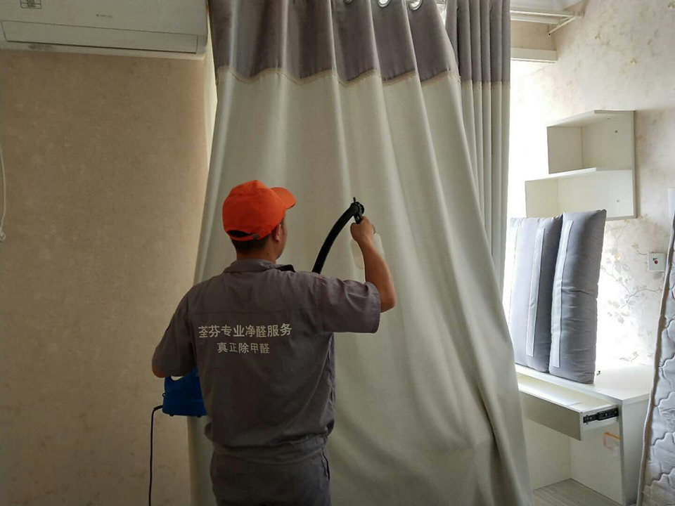 臥室窗簾全方位噴涂施工 臥室窗簾全方位噴涂施工