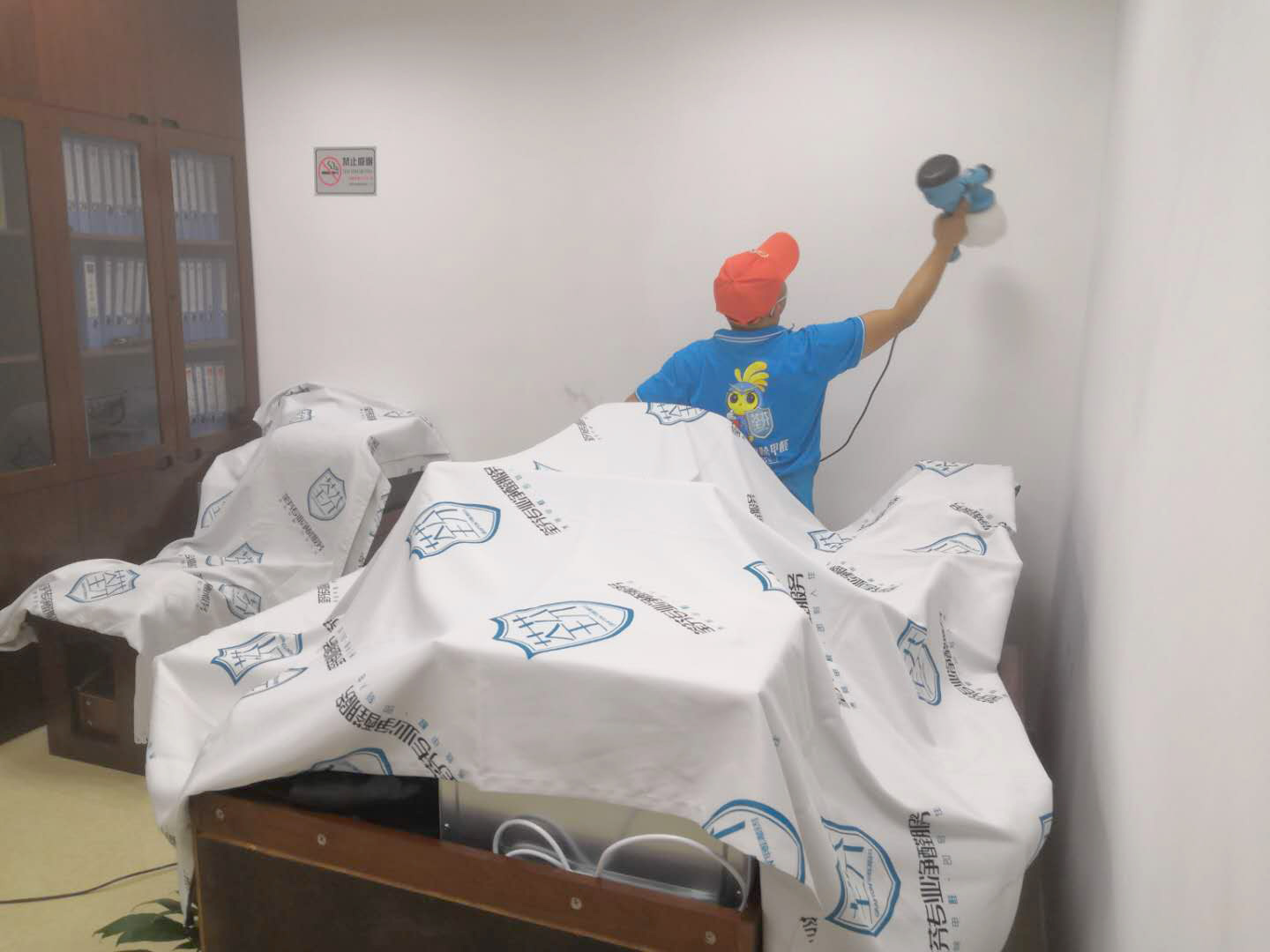 會議室墻面噴涂治理施工 會議室墻面噴涂治理施工