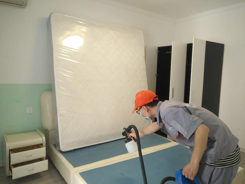 臥室床架全方位噴涂施工 臥室床架全方位噴涂施工