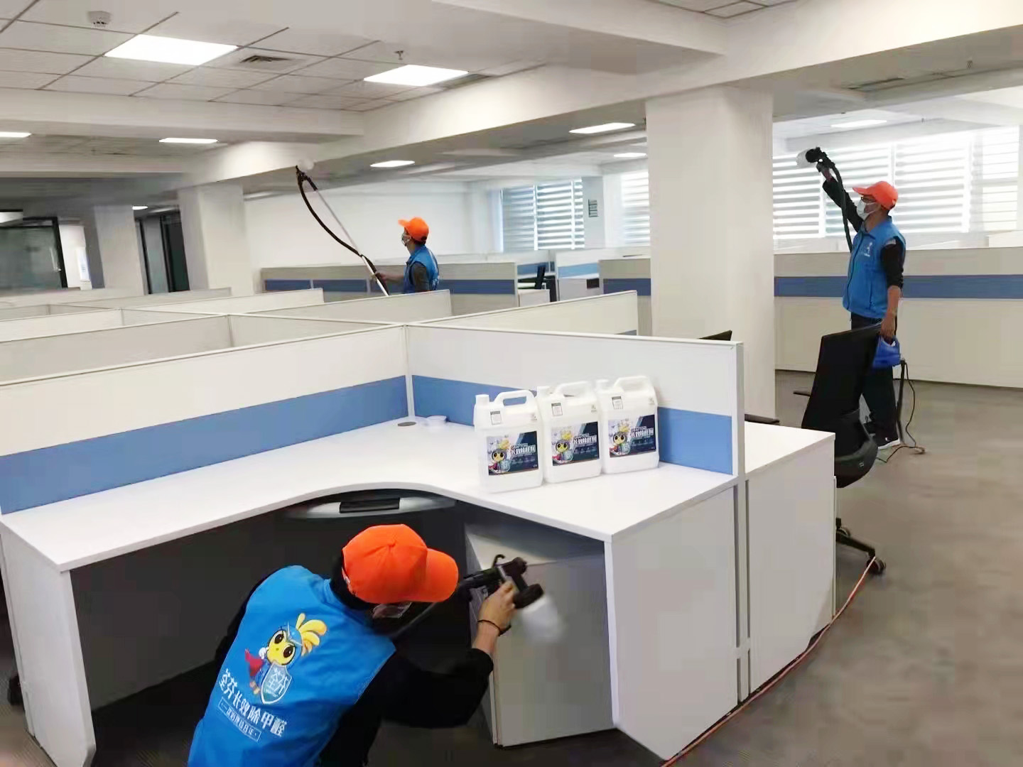 銀行辦公大廳全方位噴涂治理 銀行辦公大廳全方位噴涂治理